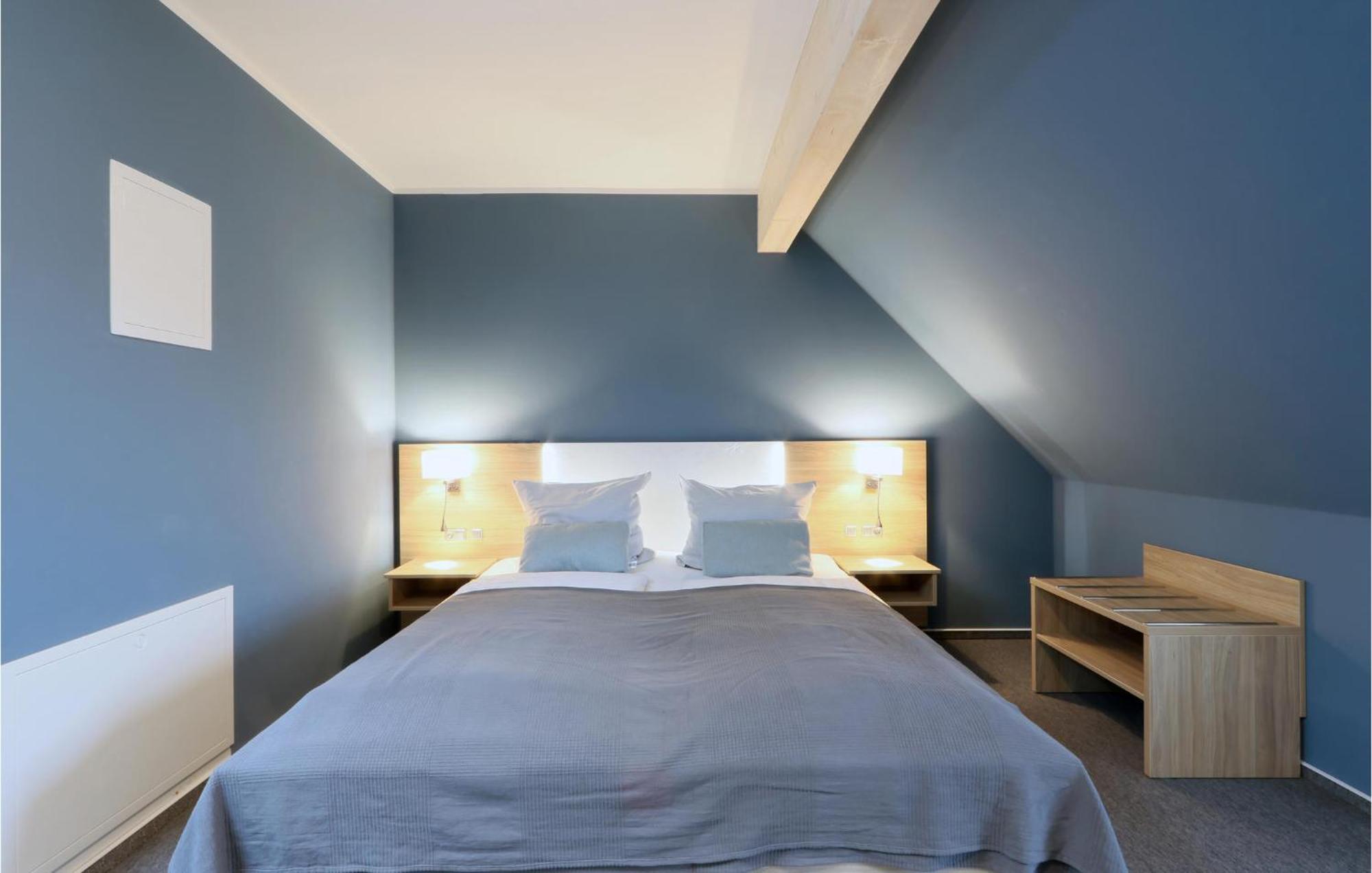 Amazing Apartment In Dagebuell With Kitchenette Eksteriør billede