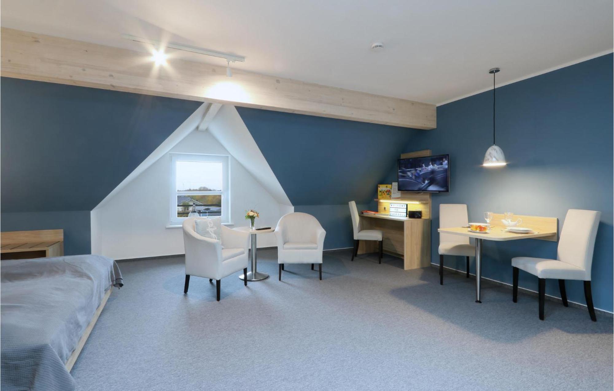 Amazing Apartment In Dagebuell With Kitchenette Eksteriør billede