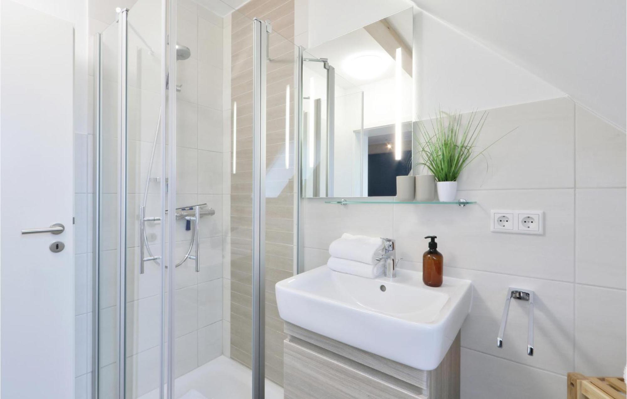 Amazing Apartment In Dagebuell With Kitchenette Eksteriør billede