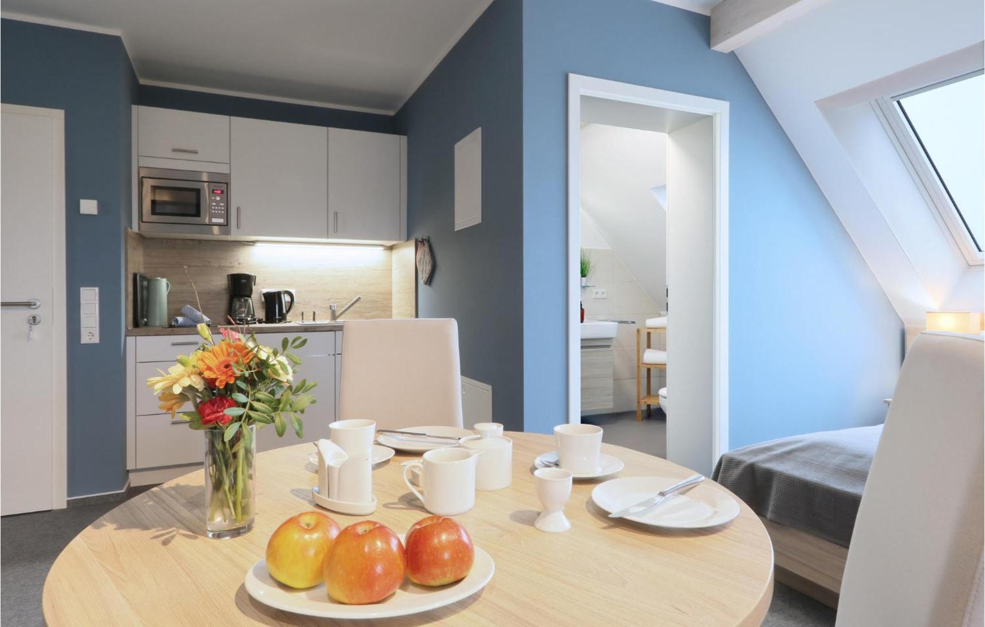 Amazing Apartment In Dagebuell With Kitchenette Eksteriør billede