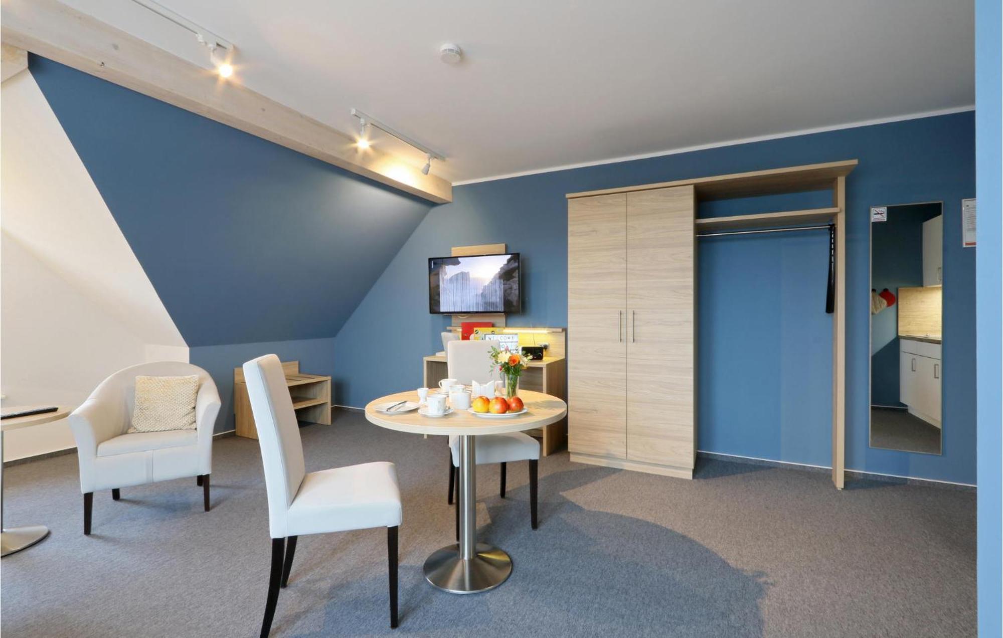 Amazing Apartment In Dagebuell With Kitchenette Eksteriør billede