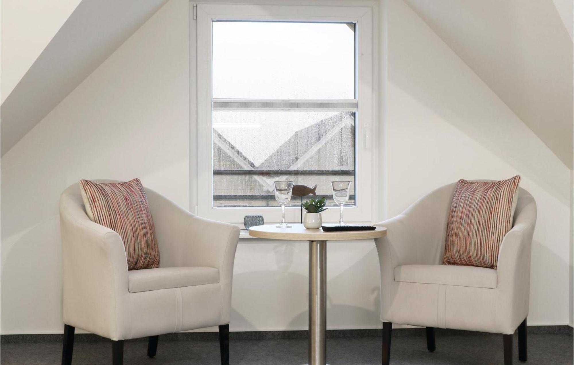 Amazing Apartment In Dagebuell With Kitchenette Eksteriør billede