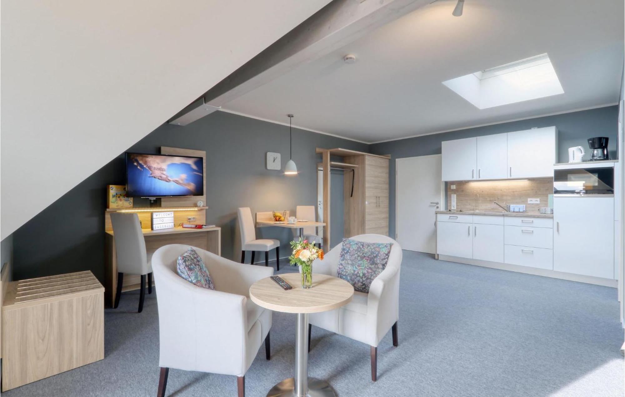 Amazing Apartment In Dagebuell With Kitchenette Eksteriør billede