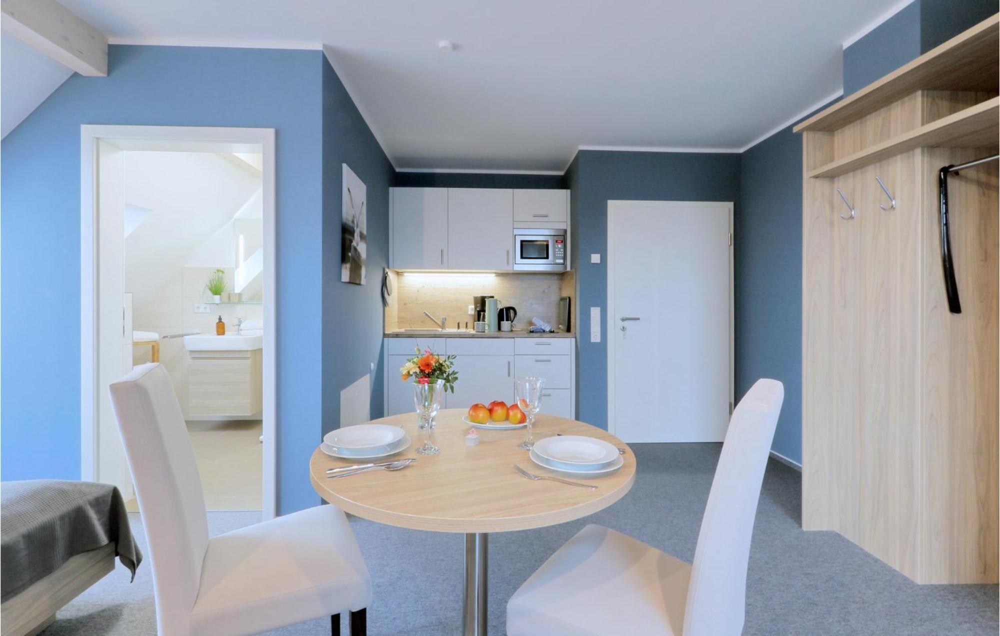 Amazing Apartment In Dagebuell With Kitchenette Eksteriør billede