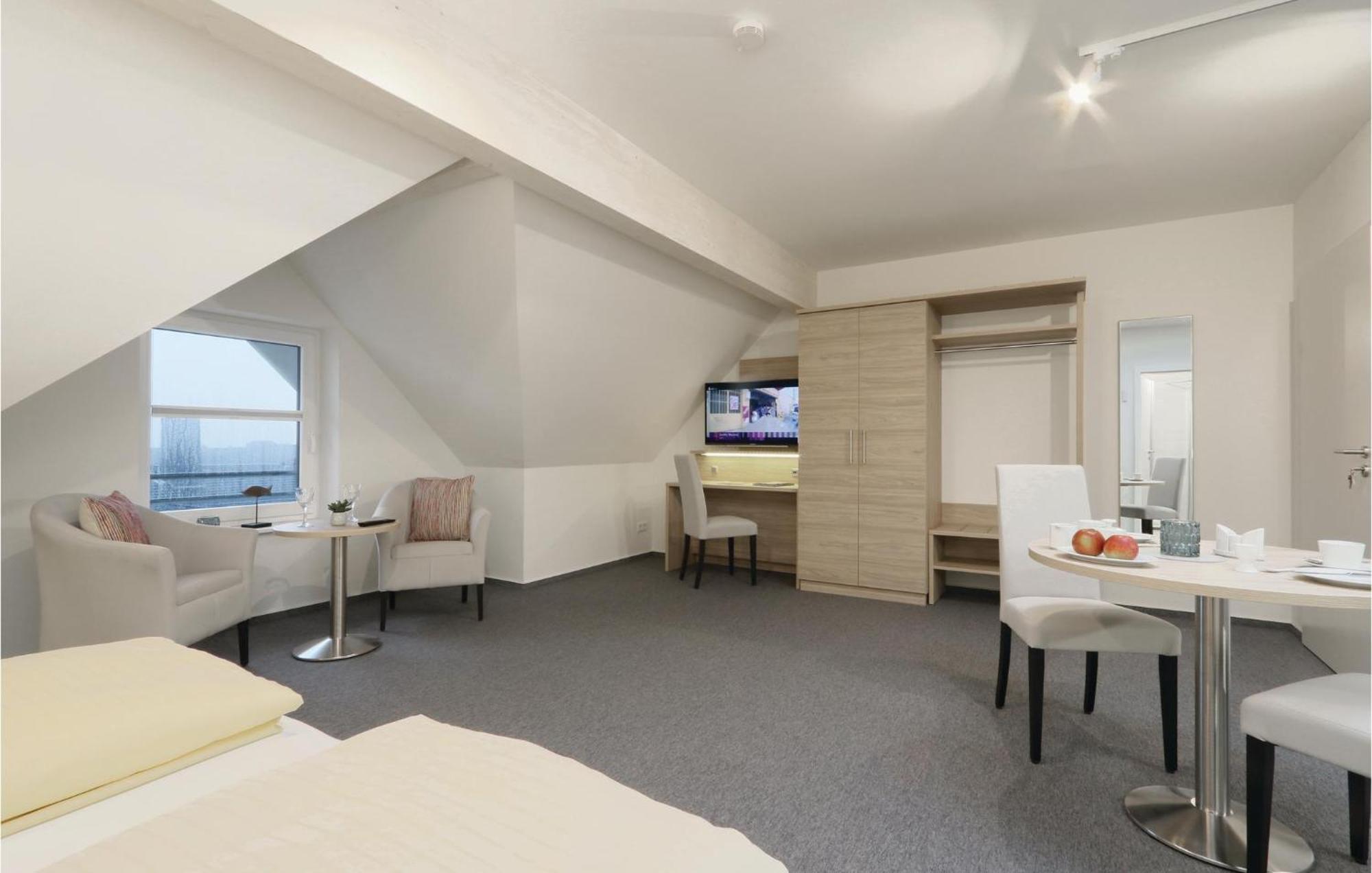 Amazing Apartment In Dagebuell With Kitchenette Eksteriør billede
